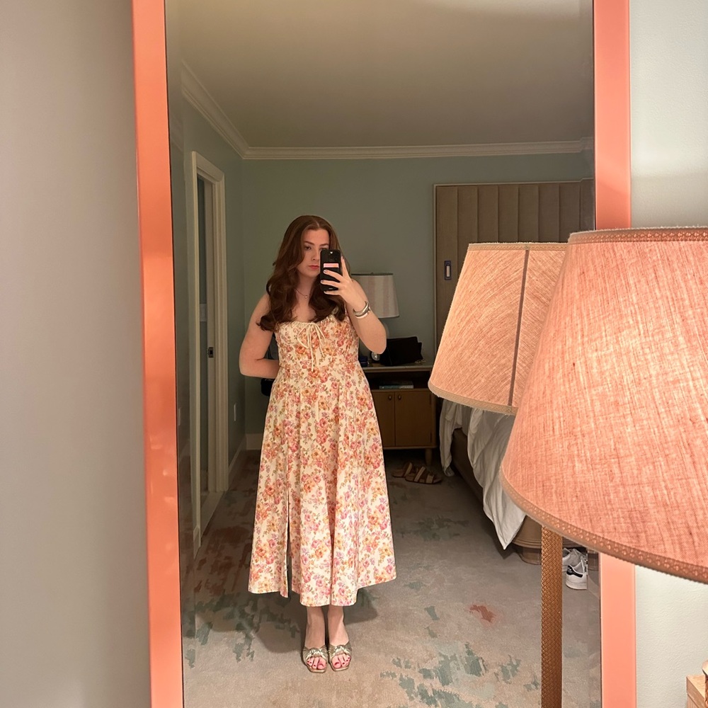 Meet your Posher, Nora